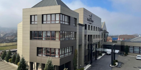 Black Tulip Hotel