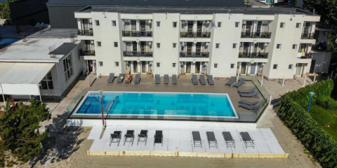 Jijo's Hotel